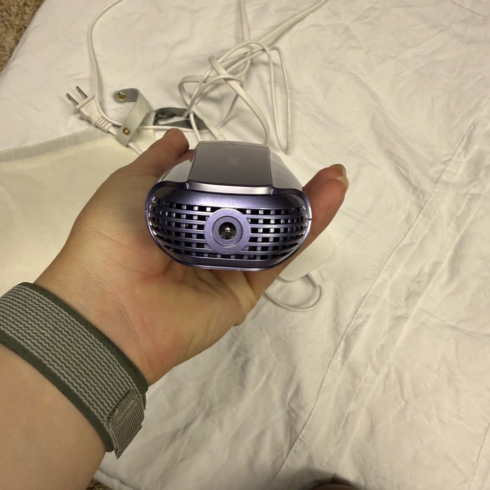Ulike 10 with ice cooling tech Purple Hair Removal Device - Picture 6 of 6